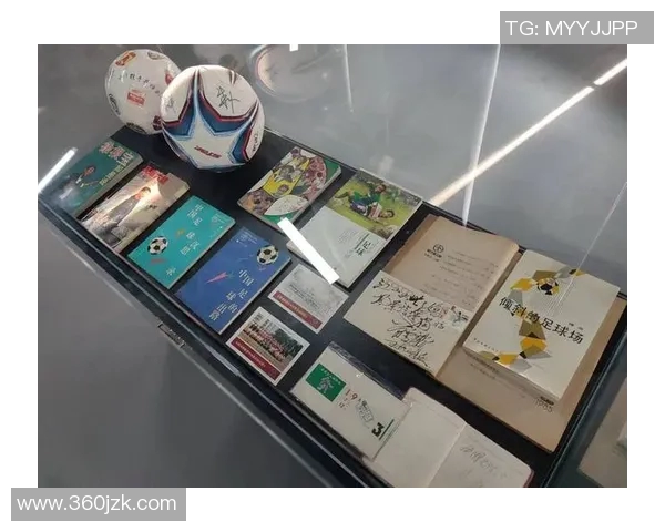 球星卡与足球扑克的收藏魅力及其在球迷文化中的独特价值探析